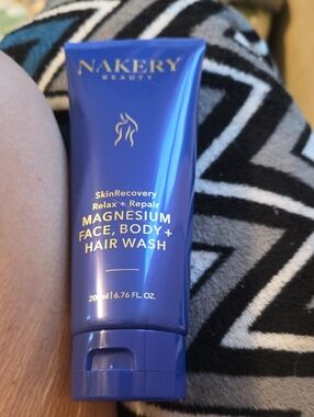 Nakery Beauty Magnesium Face, Body & Hair Wash - Royal Blue Tube
